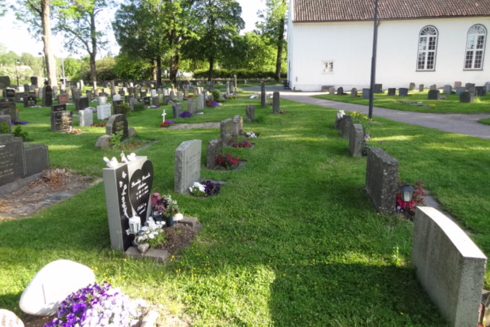 Commonwealth War Grave Oddernes Churchyard #1