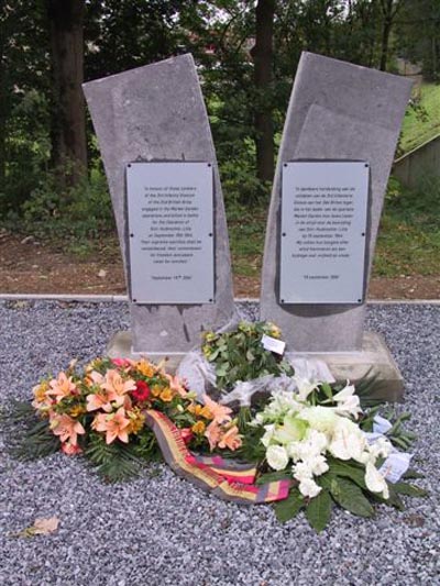 Monument Bevrijders Sint-Huibrechts-Lille #2