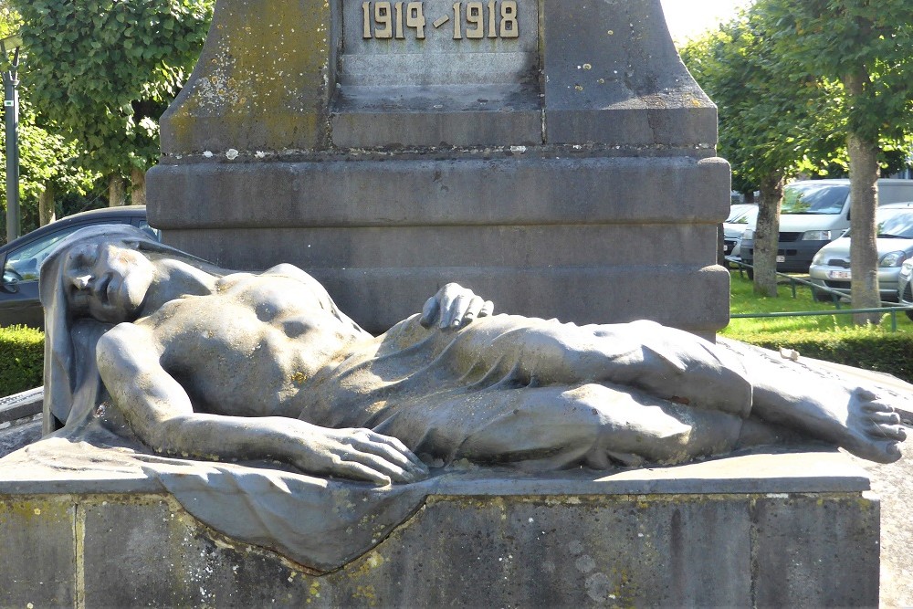 War Memorial Couvin #3