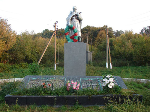 Mass Grave Soviet Soldiers Chernechchyna #1