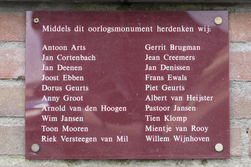 War Memorial Vierlingsbeek #2