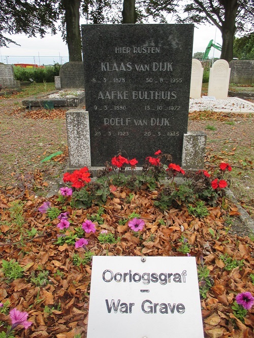 Dutch War Graves General Cemetery Winsum #3