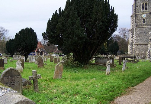 Commonwealth War Grave St. Mary Churchyard