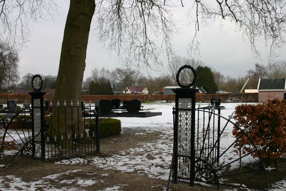 Dutch War Grave Schildwolde #1