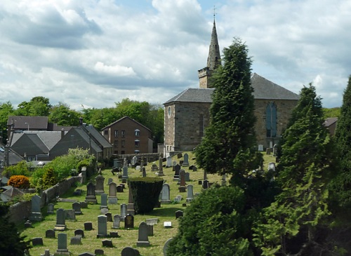 Commonwealth War Graves Abbotshall Parish Churchyard