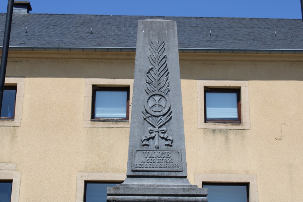 Oorlogsmonument Vance #3