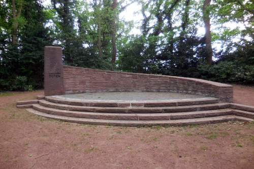 War Memorial Flüren #2