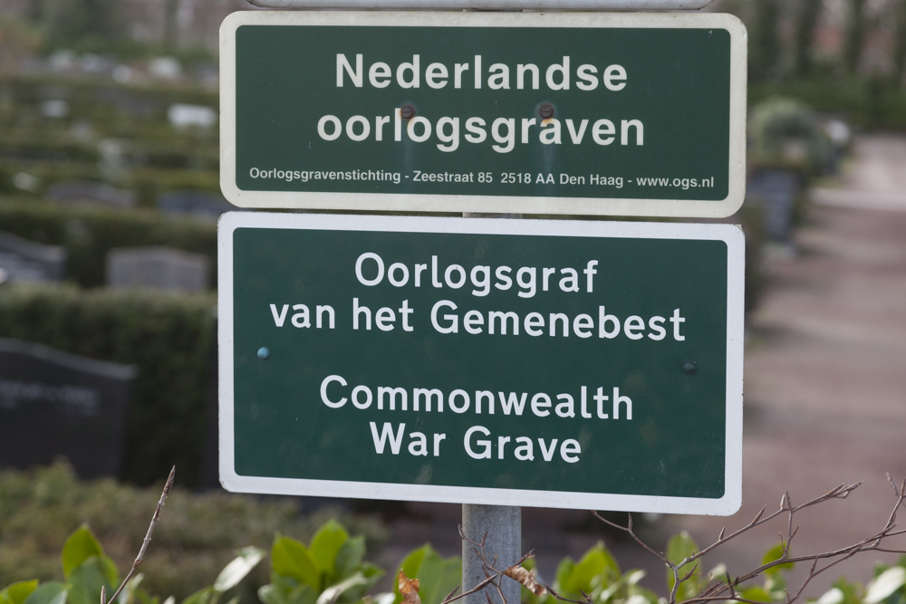 Dutch (Jewish an General) War Graves Hattem #5