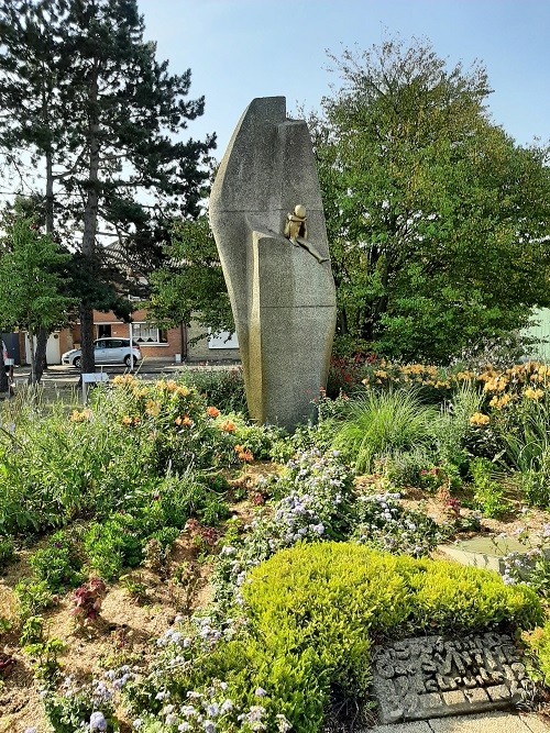 Monument Vernietiging Groot-Sinten #3