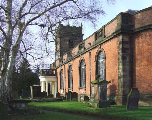 Oorlogsgraf van het Gemenebest St. Mary of the Assumption Churchyard