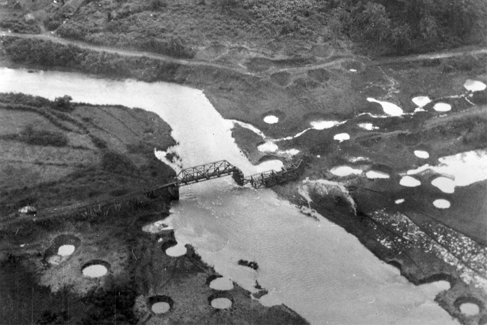 Bawgyo Railroad Bridge