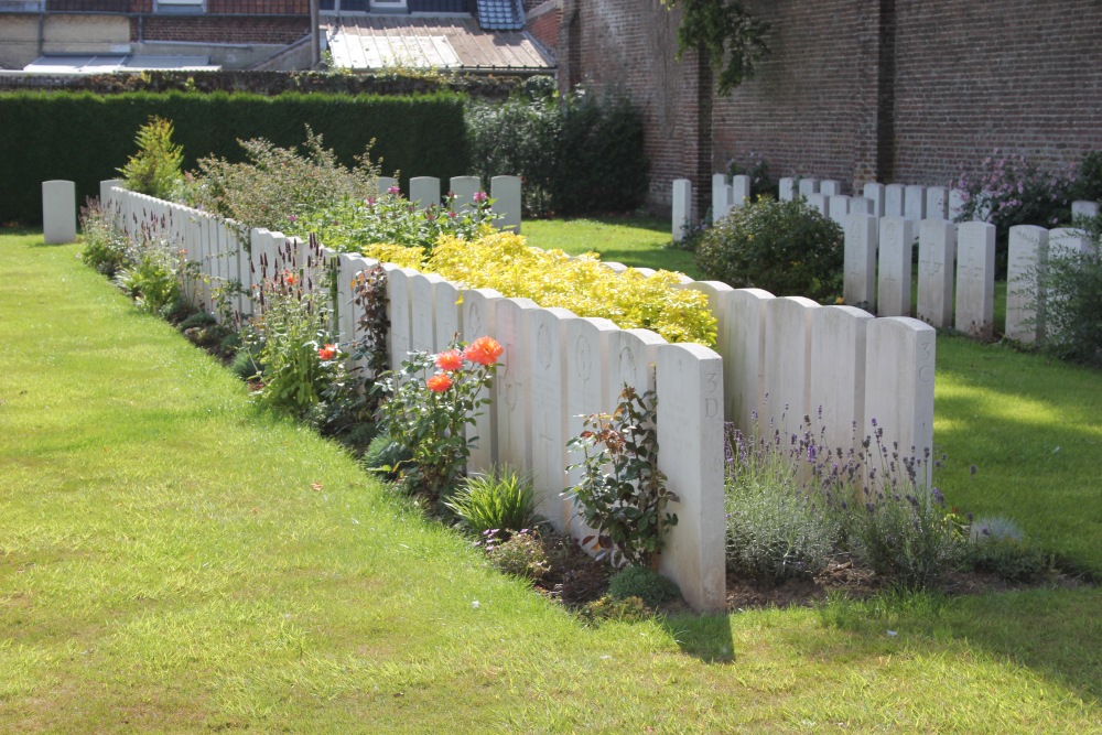 Commonwealth War Graves Hazebrouck #4