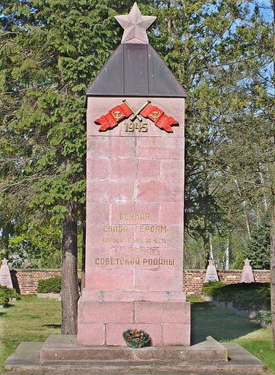 Sovjet Oorlogsgraven Elsterwerda #2