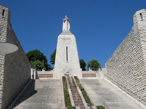Monument voor de Overwinning bij Verdun #2