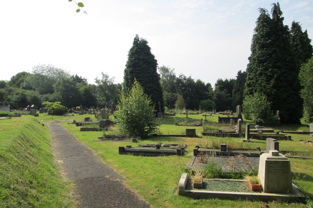 Commonwealth War Graves Hagley Cemetery #1