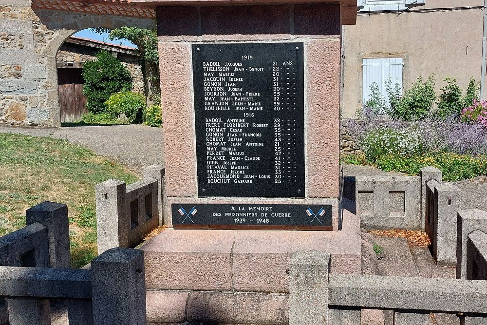 War Memorial Chevrières #2