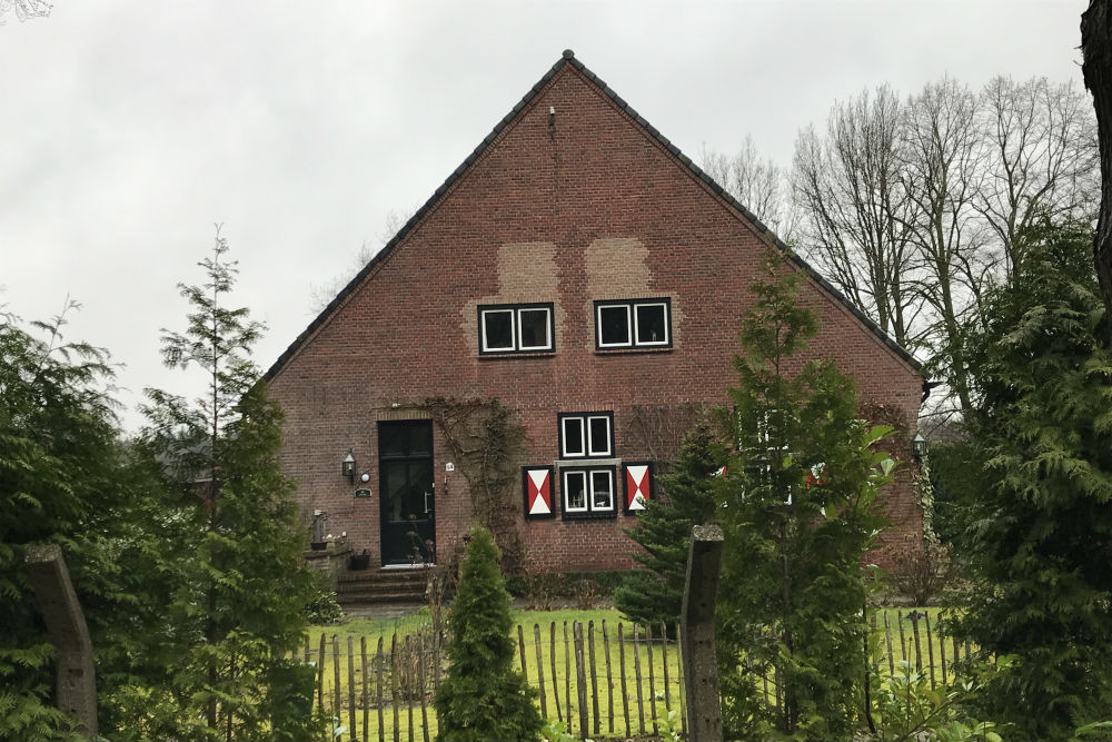 Personeelsgebouw 24 Fliegerhorst Twente #1