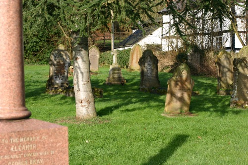 Commonwealth War Graves St. Mary Churchyard