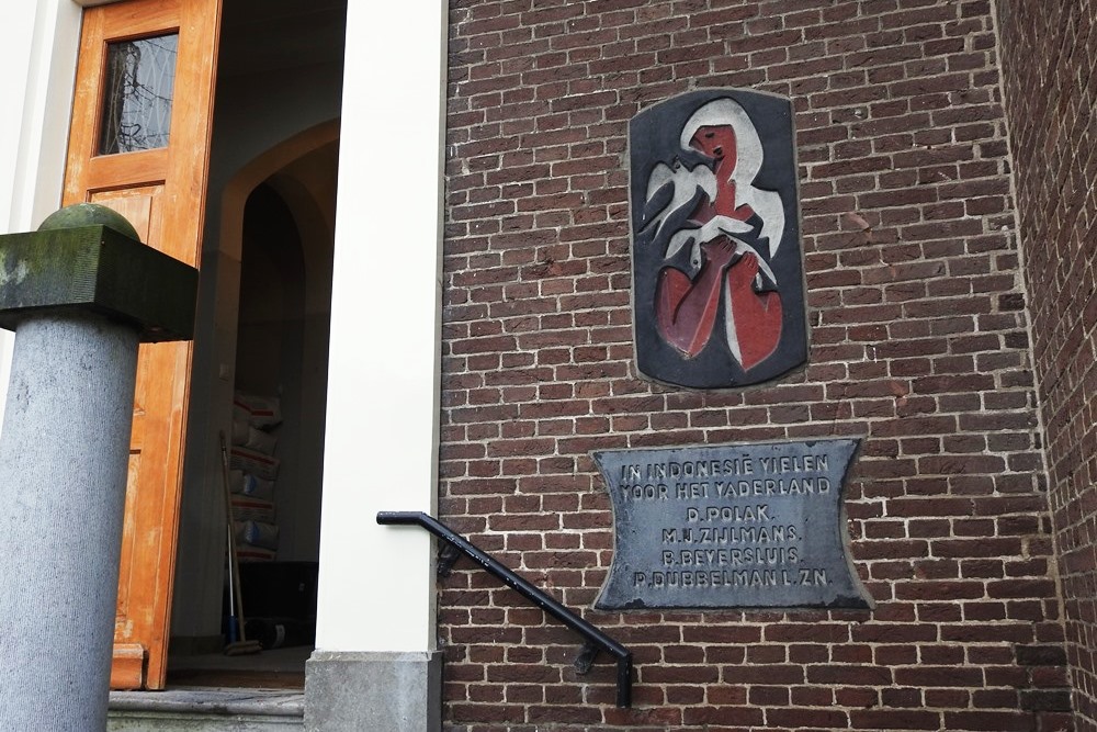 Monument Gesneuvelden Indonesi Voormalig Raadhuis Hooge Zwaluwe