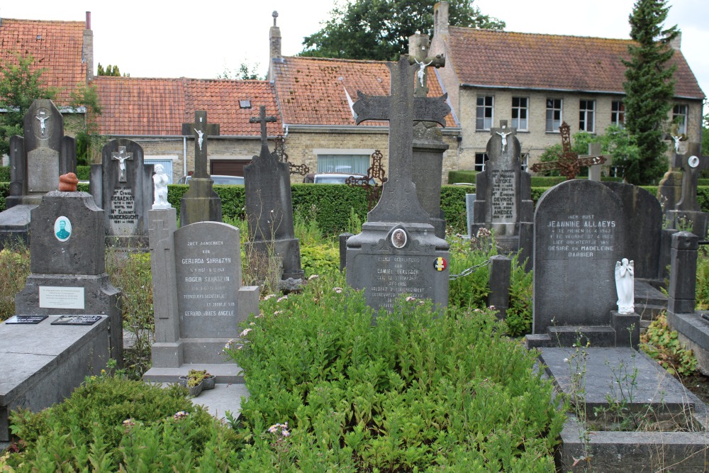 Belgische Oorlogsgraven Steenkerke #2