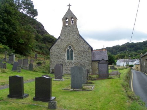 Commonwealth War Grave St. Caranog Churchyard #1