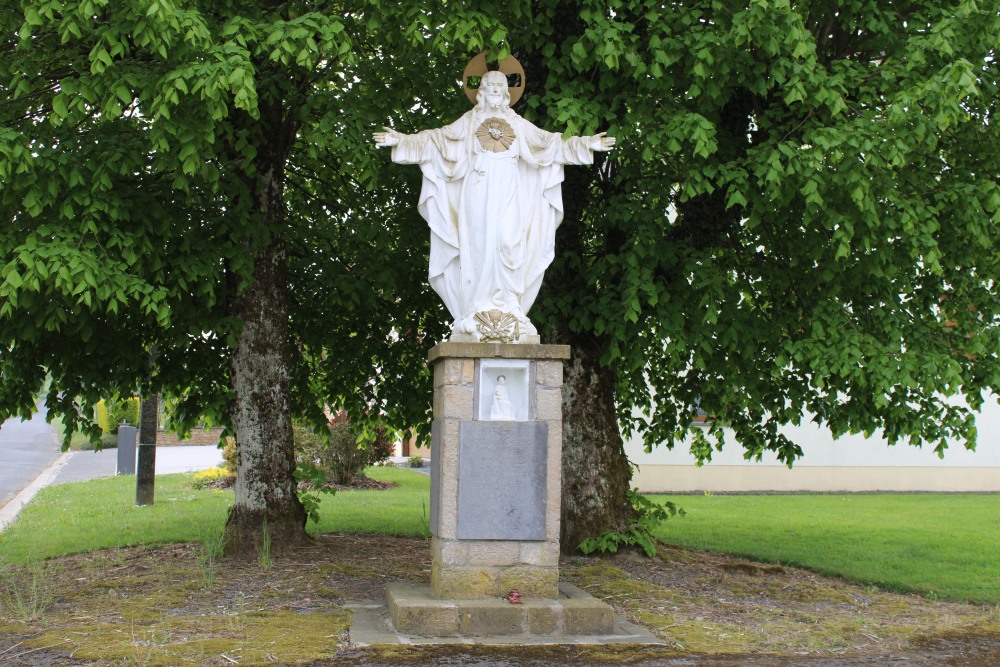 Oorlogsmonument - Heilig Hartbeeld Termes