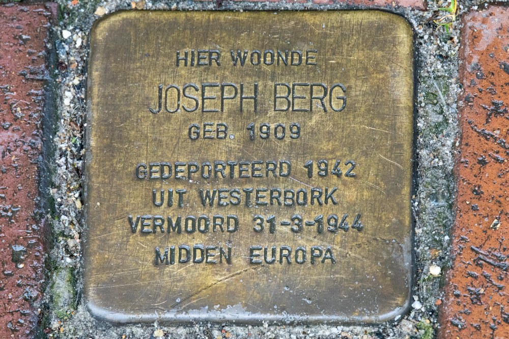 Stolpersteine Grotestraat 5 #1