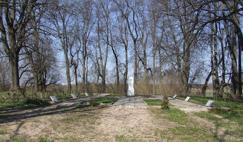 Sovjet Oorlogsbegraafplaats Liepkalni #1