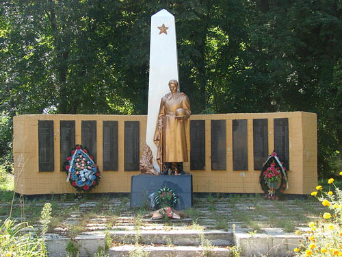 Sovjet Oorlogsbegraafplaats Kopyliv #2