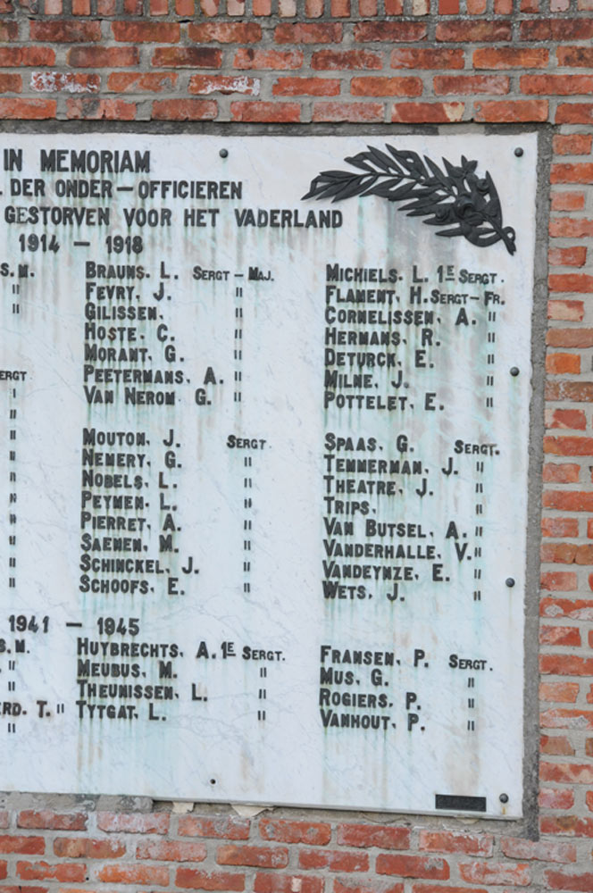 Oorlogsmonument 11e Linieregiment  Hasselt #3