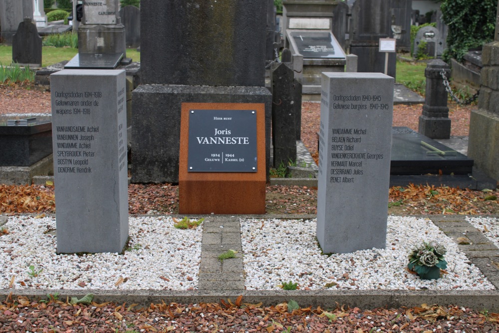 Remembrance Park Cemetery Geluwe #3