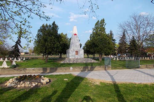 Soviet War Cemetery Cece