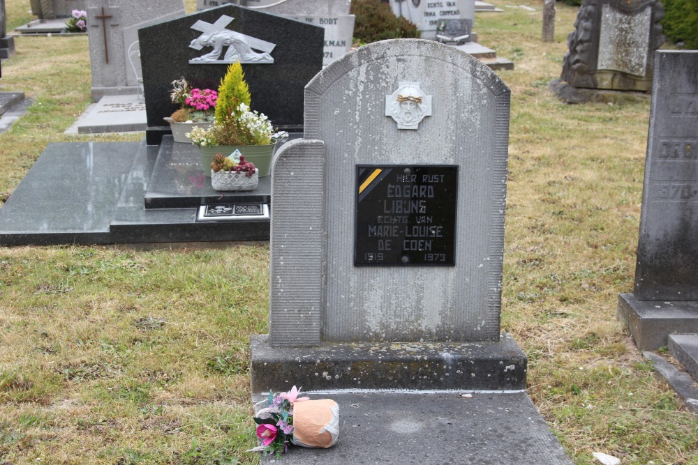 Belgian Graves Veterans Appelterre