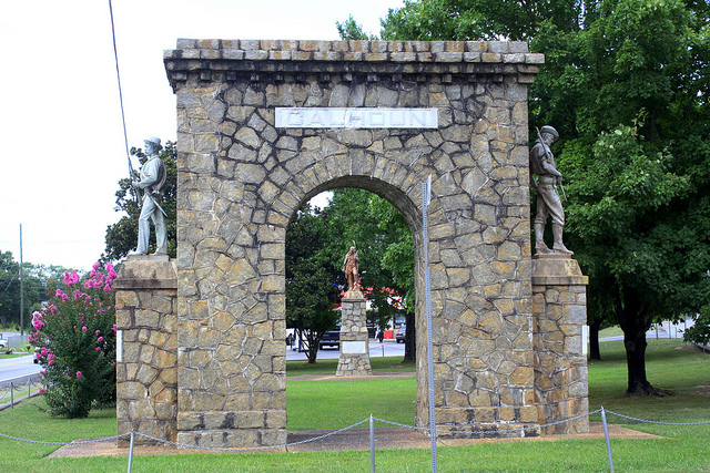 Memorial Arch Calhoun