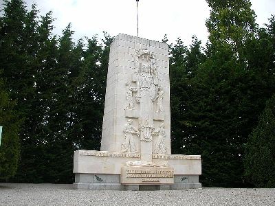 Resistance Cemetery and Memorial La Haudelinière #2