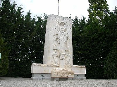 Resistance Cemetery and Memorial La Haudelinire #2