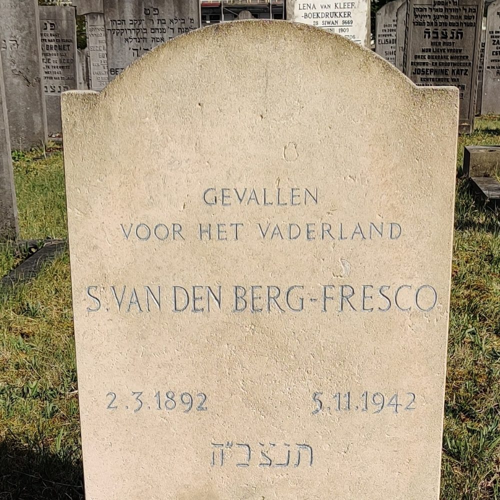 Herdenkingsstenen Joodse Begraafplaats Persijnhof Wassenaar #4