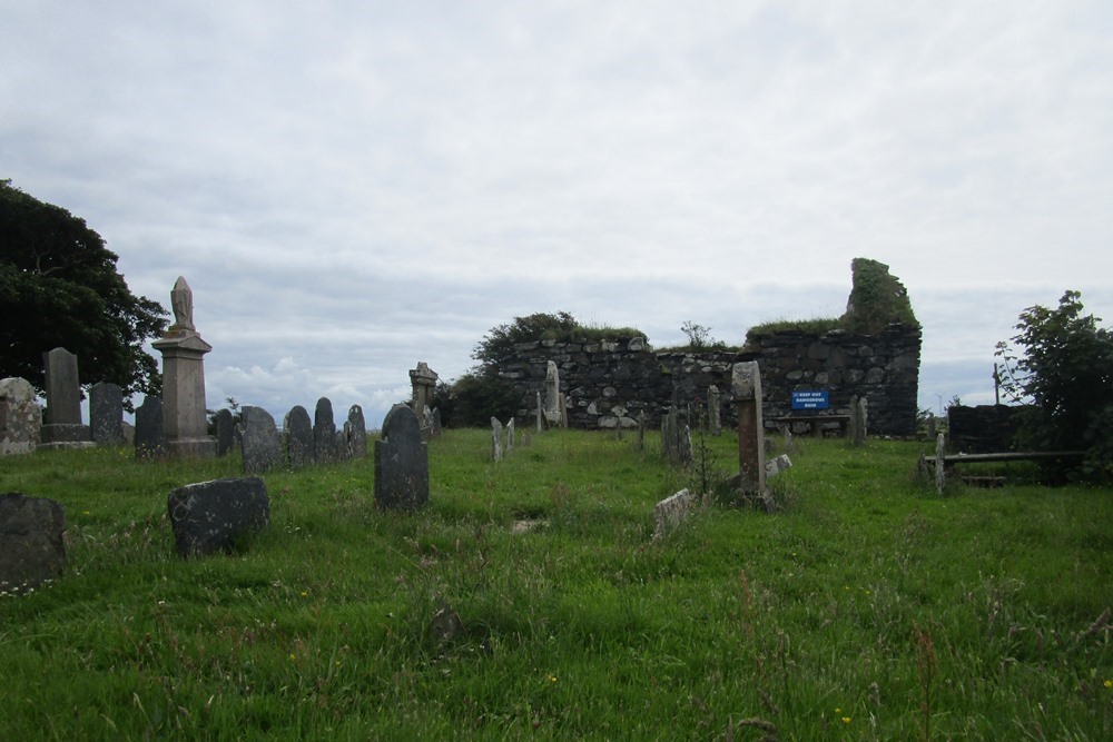 Commonwealth War Grave Kilchattan Old Churchyard #1