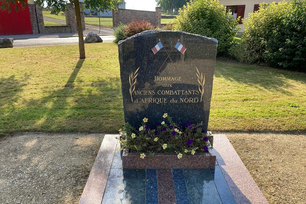 War Memorial Martainneville #5