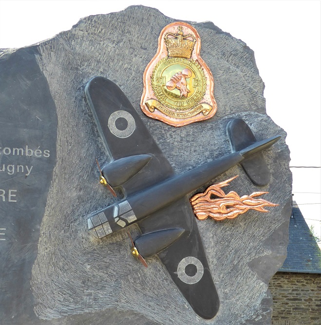 Commemorative Stone Bristol Blenheim L8742 #3