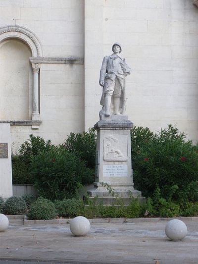 Oorlogsmonument Sainte-Ccile-les-Vignes #1