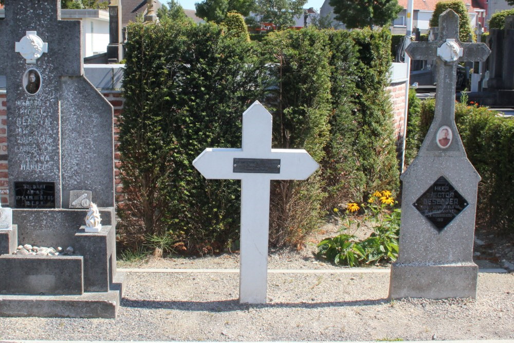 Belgian War Graves Aartrijke #4