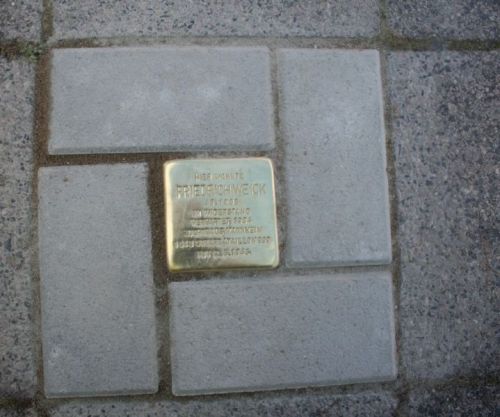 Stolperstein Turnerstrae 41 #1