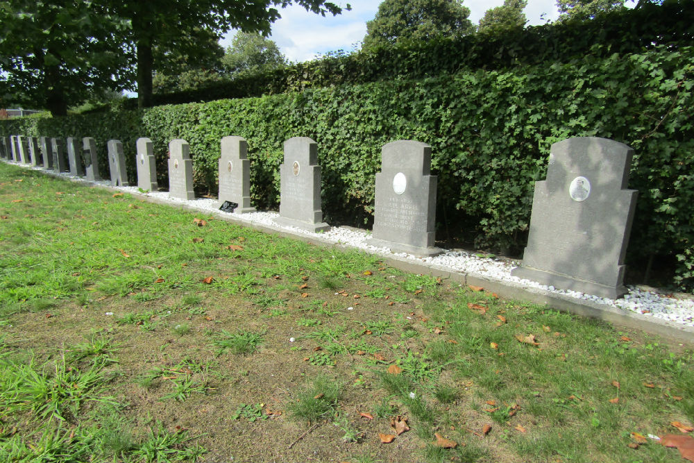Belgische Graven Oudstrijders Mariekerke #3