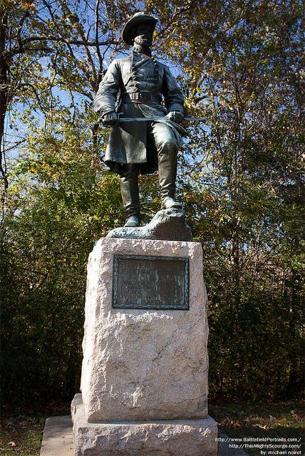 Standbeeld Lieutenant General Stephen Dill Lee #1