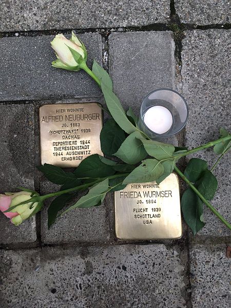 Stolpersteine Schtzenstrae 38