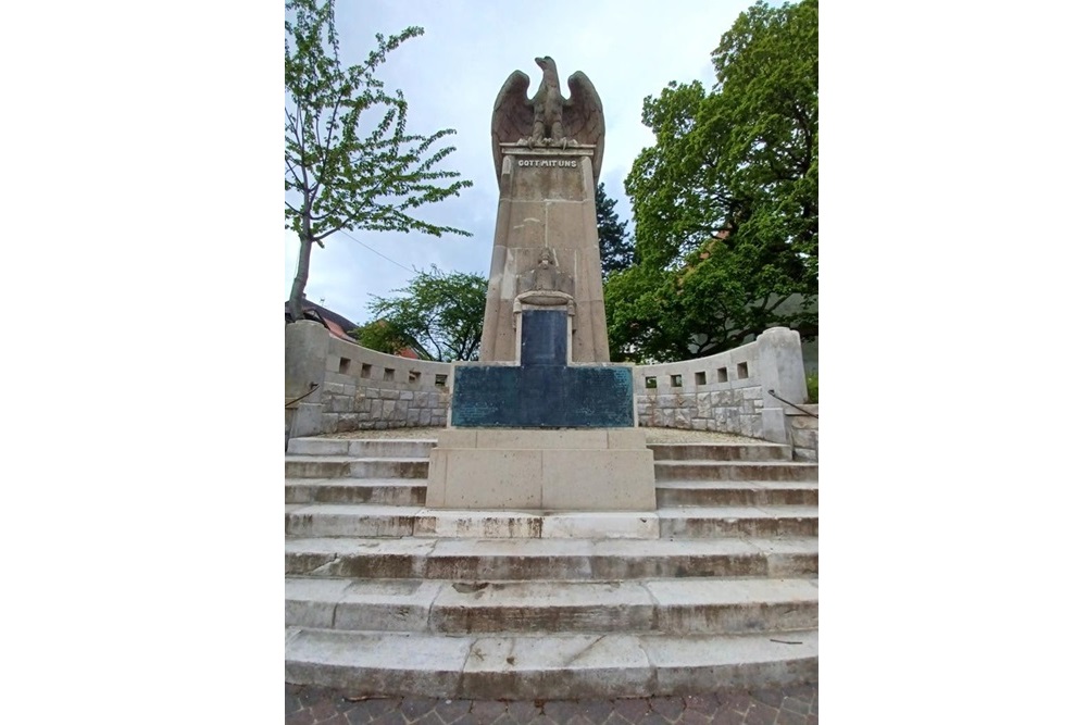 War Memorial Bad Sascha
