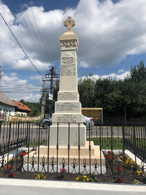 Oorlogsmonument Voinești #3