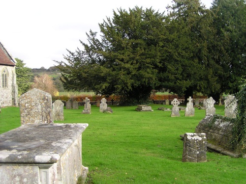 Commonwealth War Graves St Nicholas Churchyard #1