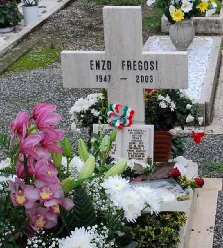 Italiaans Oorlogsgraf Cimitero Della Purificazione #1